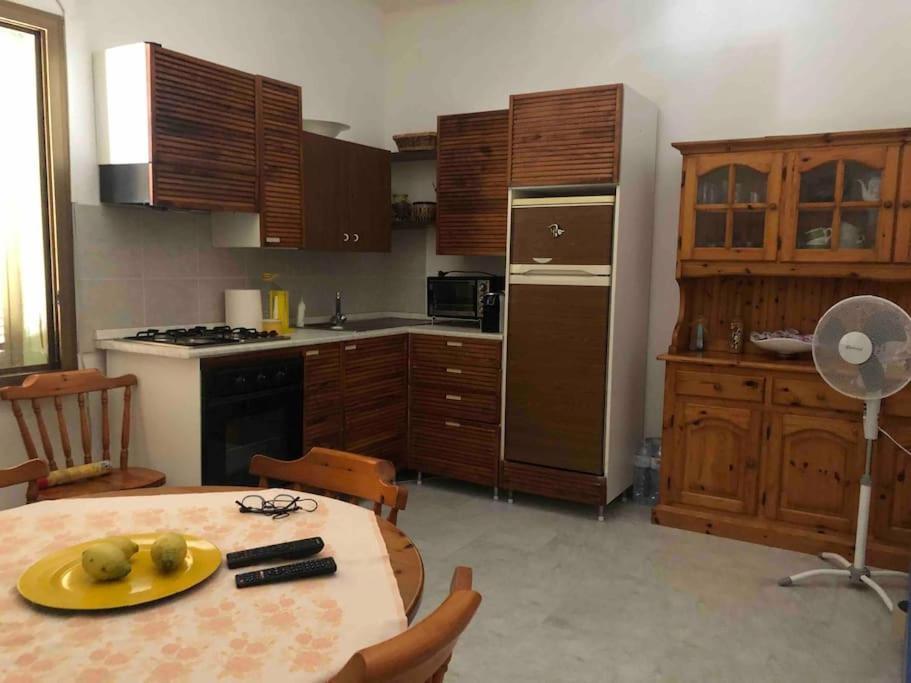 Villa Casa Indipendente I Due Mari à Porto Torres Extérieur photo